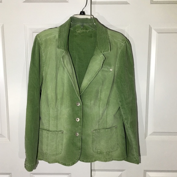 Jeanstar Jackets & Blazers - SALE 3/$25 Women's green blazer. By Jeanstar.